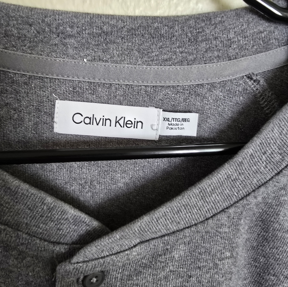 Mens Calvin Klein long sleeve tee